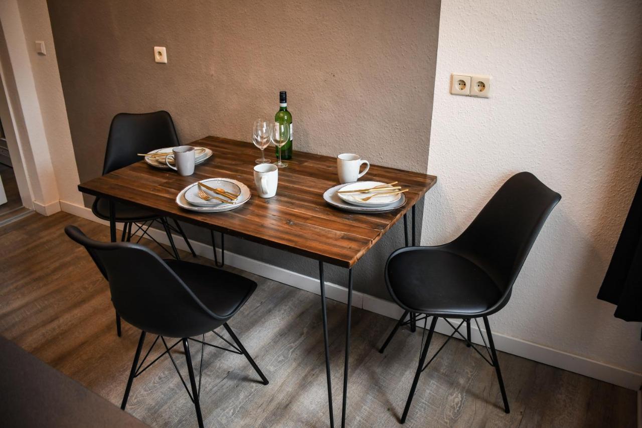 Moderne Ferienwohnung In Direkter Naehe Zur Uni, Netflix Gratis, Wlan, Waschmaschine, Geschirrspueler, Zentrum, Chemnitz Ngoại thất bức ảnh